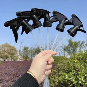 Boquillas de pulverización Celebrate de 2,8 cm de diámetro, de plástico, para regaderas de jardinería doméstica - Product Image 1