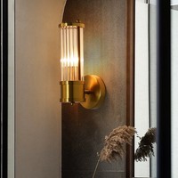Applique murale LED moderne en verre cristal décoratif de luxe pour chambre, salon, couloir, villa, restaurant