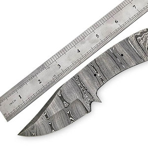 Cuchillo de Caza de Damasco de Primera Calidad Profesional, Hoja en Blanco Hecha a Mano de Acero de Damasco - Product Image 1