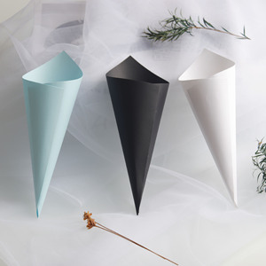 Coni <span class=keywords><strong>di</strong></span> Carta Kraft a Petalo per Matrimoni, Coriandoli Floreali, Fogli Piatti Artigianali per Rose, <span class=keywords><strong>Fiori</strong></span> Secchi, Caramelle e Esposizione <span class=keywords><strong>di</strong></span> Bomboniere - Product Image 4