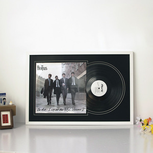 Cornice Espositiva per Dischi in Vinile in Legno Massello Fatta a Mano, Cornice per CD da 12 Pollici, Cornice Fotografica Geometrica Quadrata, Personalizzazione all'Ingrosso - Product Image 1