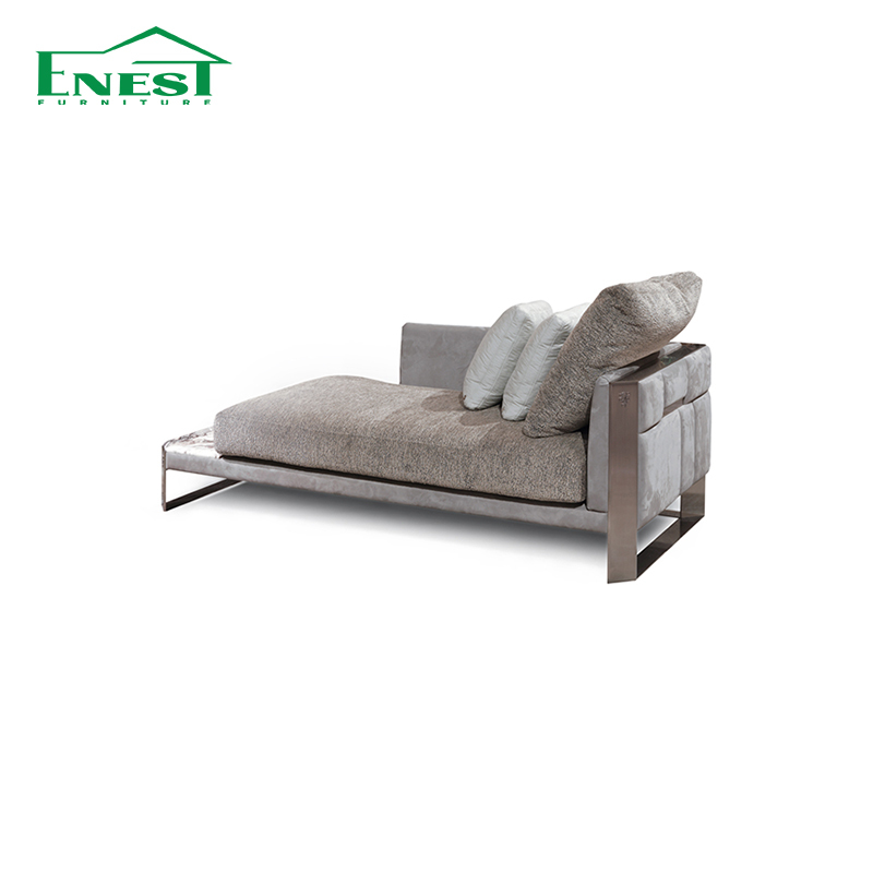 chaise lounge
