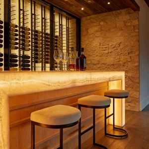 Barra <span class=keywords><strong>de</strong></span> Bar Contemporánea <span class=keywords><strong>de</strong></span> Mármol Iluminada Personalizada, Diseño Retroiluminado, Ecológica, Duradera, para Hogar, Restaurantes y Clubs <span class=keywords><strong>de</strong></span> Alta Gama - Product Image 2