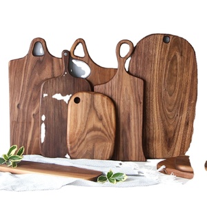 <span class=keywords><strong>Planche</strong></span> à découper <span class=keywords><strong>personnalisable</strong></span> en noyer noir avec logo, plateau de service réversible pour cuisine gastronomique et cadeaux de mariage - Product Image 5