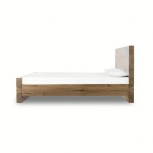 Lit en bois récupéré au design minimaliste, avec joints apparents et grain de bois riche, taille King Size - Product Image 4