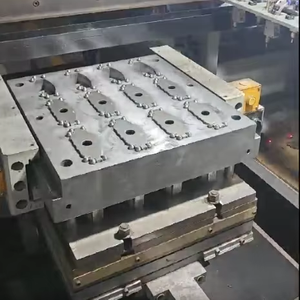 แม่พิมพ์ไฮดรอลิกเมริโดสำหรับการผลิตผ้าเบรกและแผ่นค<span class=keywords><strong>ลั</strong></span>ตช์ 45 # วัสดุ/P20 - Product Image 2