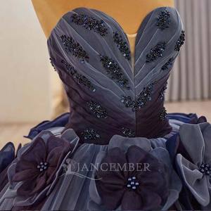 Pour 241136 Vintage 3D fleur Fuchsia dentelle plaine teint taille naturelle soirée robe de bal volants pli chapelle Train - Product Image 2