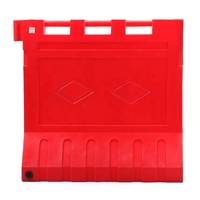 Barrière de sécurité en plastique moulé par rotation CITICITY rouge, remplie d'eau, pour chantier et route, longueur 1110 mm