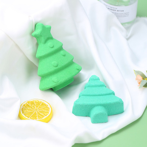 Bombas de baño efervescentes hidratantes relajantes para el cuidado del cuerpo personalizadas, baño de burbujas de vacaciones, baño de árbol de Navidad para bomba con juguetes - Product Image 5
