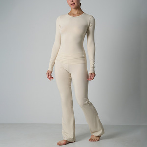 Conjunto de Pantalones y Camiseta de Manga Larga para Mujer, Mezcla de Algodón y Elastano, Color Sólido, Blanco Hueso, Marrón, Negro, Estilo Europeo y Americano, para Yoga, Marca SUHE - Product Image 6