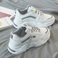 Chaussures de papa pour femmes Semelle intérieure en EVA à semelle épaisse Baskets sportives décontractées Vente en gros
