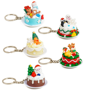 Oferta Especial: Llavero de PVC con Forma de Pastel de Navidad, Juguete de Comida Falsa Divertido, Adorno de Plástico para Decoración Navideña, Regalo para - Product Image 1