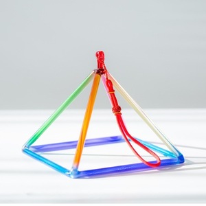Instrument de guérison sonore en quartz Merkaba suspendu, cristal arc-en-ciel, pour la guérison énergétique et la méditation pleine conscience - Product Image 1