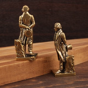 Figura de Beethoven en Latón, Artesanía Metálica 3D, Decoración para el Hogar y la Oficina - Product Image 2