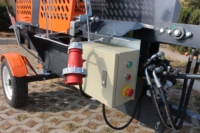 Processeur de bois de chauffage électrique RIMA 7,5 kW avec fendeuse de bûches, coupe à 4 voies et table d'alimentation hydraulique, fendeuse de bois industrielle
