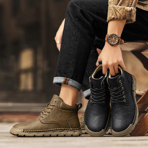 L'usine propose la vente en gros de bottes de neige western en cuir véritable, fabriquées à la main, qui sont chaudes, confortables et respirantes. - Product Image 3