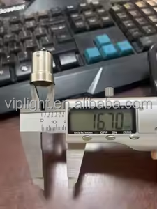 حامل مصباح BA15D مطلي بالنيكل والنحاس أدى ضوء السيارة التنغستن <span class=keywords><strong>B15</strong></span> لحام مزدوج الاتصال B15D قاعدة مصباح - Product Image 3