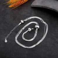 Vente en gros de collier à trois perles rondes en argent sterling 925 avec breloques en forme de serpent pour femmes