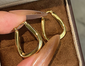 Pendientes <span class=keywords><strong>de</strong></span> Aro en Forma <span class=keywords><strong>de</strong></span> U, Diseño Trenzado, <span class=keywords><strong>Oro</strong></span> 18k Original, Pendientes Huggie Geométricos Minimalistas y Delicados, Joyería Fina para Mujer - Product Image 2
