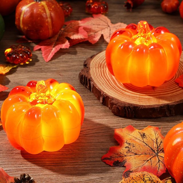 Hot Sale Halloween Decoration Mini Irregular Shape LED Light Plastic Candle Lantern LED Tabletop Ornament Battery Powered Indoor