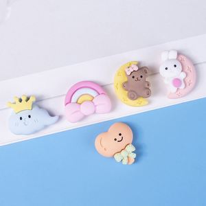 Abalorios de resina de luna, corazón y nube para decoración DIY de fundas de teléfono y pinzas para el pelo - ¡Buenas noches! - Product Image 4