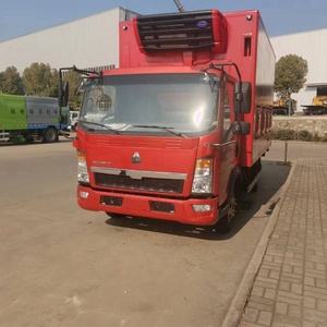 Véhicule de transport de poussins d'un jour Petit camion réfrigéré Howo 4x2 à température constante - Product Image 2