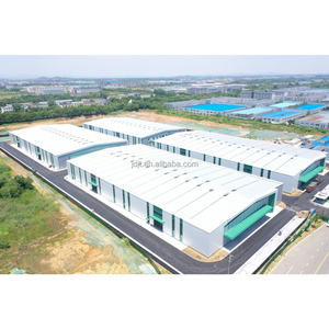 Capannone Industriale Prefabbricato Efficiente con Struttura in Acciaio Moderna, per Aziende Leader - Product Image 1