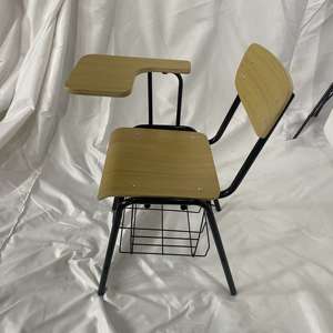 Silla <span class=keywords><strong>de</strong></span> Estudio para Estudiantes con Reposabrazos <span class=keywords><strong>de</strong></span> Madera Moderna, Cómoda, Económica, <span class=keywords><strong>de</strong></span> Plástico, con Tablero <span class=keywords><strong>de</strong></span> Escritura - Product Image 4