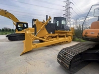 Bulldozer sur chenilles Shantui SD32 d'occasion robuste pour l'exploitation minière, couple maximal 1600 N.m, ripper en option à un ou trois dents