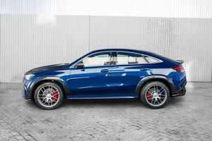 ชุดแต่งคาร์บอนไฟเบอร์ทรงท็อปสไตล์สำหรับ Mercedes-Benz GLE COUPE สภาพใหม่ อัพเกรดเป็นแบบไวด์บอดี้ พร้อมลิ้นกันชนหน้าและกันชนหลัง - Product Image 4