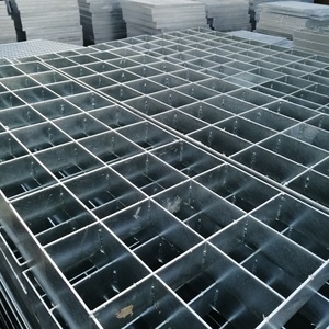 Grilles de ventilation et murs décoratifs pour façades de bâtiments, grilles en acier à verrous pressés encastrés - Product Image 1