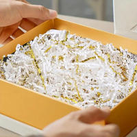 Papier Déchiqueté Décoratif Doré Brillant et Noir en Raffia Froissé, Remplissage pour Boîte Cadeau, Amélioration de la Couleur