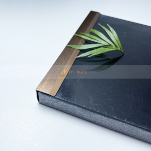 Profilé en métal en acier inoxydable en forme de L, anti-traces de doigts, durable, étanche, décoratif, pour la décoration des hôtels et des appartements - Product Image 5