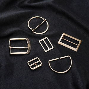 Nhà Máy Tùy Chỉnh Logo Thương Hiệu Không Thường Xuyên Trang Trí Vòng Khóa Phụ Nữ Giày Ăn Mặc Đồ Bơi Khóa Kim Loại Pin Vành Đai Zinca Hợp Kim Khóa - Product Image 5