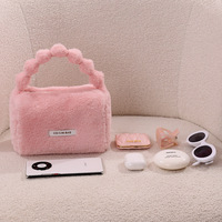 Pochette de maquillage personnalisée avec logo, grande capacité, en tissu peluche, flanelle, velours, velours côtelé, fermeture éclair, tendance, vide