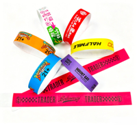 Bracelets Tyvek personnalisés, imperméables et résistants aux déchirures, bracelet Dupont personnalisé avec code QR et code-barres pour la sécurité d'accès