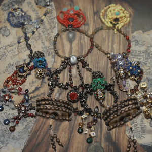 Venta al por mayor 108 Beads Sweet Fragrance Agarwood Bracelet 6,8mm Brazaletes de madera natural de alta calidad Vintage Private Label Fashion - Product Image 1