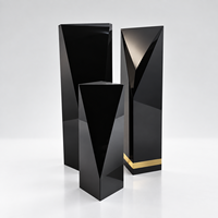 Trophée personnalisé en cristal noir, design géométrique moderne à colonnes facettes, gravure laser personnalisée, reconnaissance d'entreprise