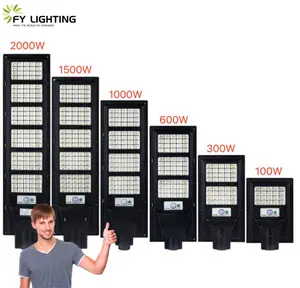 Năng lượng mặt trời LED 300 Wát chiếu sáng thông minh điều khiển năng lượng mặt trời ánh sáng đường phố