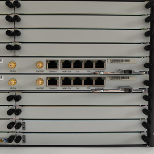 Équipement de transmission de paquets haute capacité OptiX PTN <span class=keywords><strong>990</strong></span> pour la mise en place de la 5G - Product Image 5