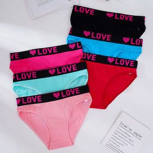 Serie Love con Stampe, Mutandine da Donna in Cotone di Alta Qualità, Morbide e Delicate sulla Pelle, per Bikini - Product Image 1