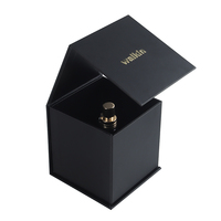 Rechteckige Karton-Parfümgeschenkbox, Individuell Anpassbar, Hellviolett, Magnetverschluss, UV-Beschichtung, Schwammeinlage, Prägung, 10ml Verpackung, Geringe Mindestbestellmenge