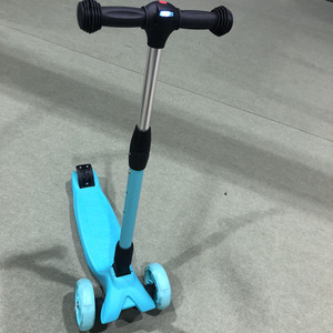 สกู๊ตเตอร์เด็ก 3 ปีขึ้นไป ปรับความสูงได้ น้ำหนักเบา สำหรับเด็ก - Product Image 1