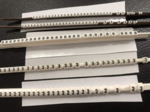 ป้ายสายไฟพลาสติกสีขาวแบบ HD-N แท็กอุปกรณ์เสริมลวดติดตั้งง่ายพร้อมหลอดป้ายตัวเลขดิจิตอลแบบคลิปออน - Product Image 2