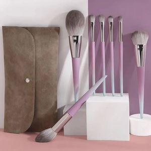 Juego de brochas de maquillaje YRX de 12 piezas, brochas de pelo sintético suave para rostro, brochas profesionales para rostro y ojos, brocha fina para rubor, set completo de maquillaje. - Product Image 4