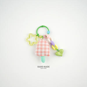 Nouveau porte-clés cœur à carreaux tridimensionnel mignon pour sac d'école - un excellent cadeau pour les meilleurs amis ou les couples - Product Image 2