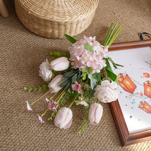 ช่อดอกไม้ประดิษฐ์ CallaFloral สีชมพู ไฮเดรนเยีย ทิวลิป กุหลาบ ทำจากพลาสติกและผ้าทอ สำหรับตกแต่งบ้านและงานแต่งงาน - Product Image 3