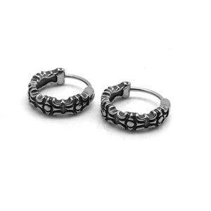 Pendientes de aro de plata tibetana yunnique, diseño geométrico de acero inoxidable 316 para hombres y mujeres, venta al por mayor de fábrica de joyería - Product Image 2