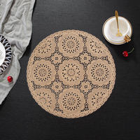 Vente en gros de tapis de table rond classique écologique en PVC, set de table en dentelle, décorations pour la maison, passe au lave-vaisselle, coloré