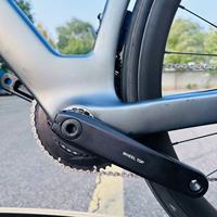 Bicicleta de Carreras KOZO Ligera de Fibra de Carbono Aero para Carretera 700C con Desviador Eléctrico 24S y Freno de Disco Hidráulico de Venta Directa de Fábrica